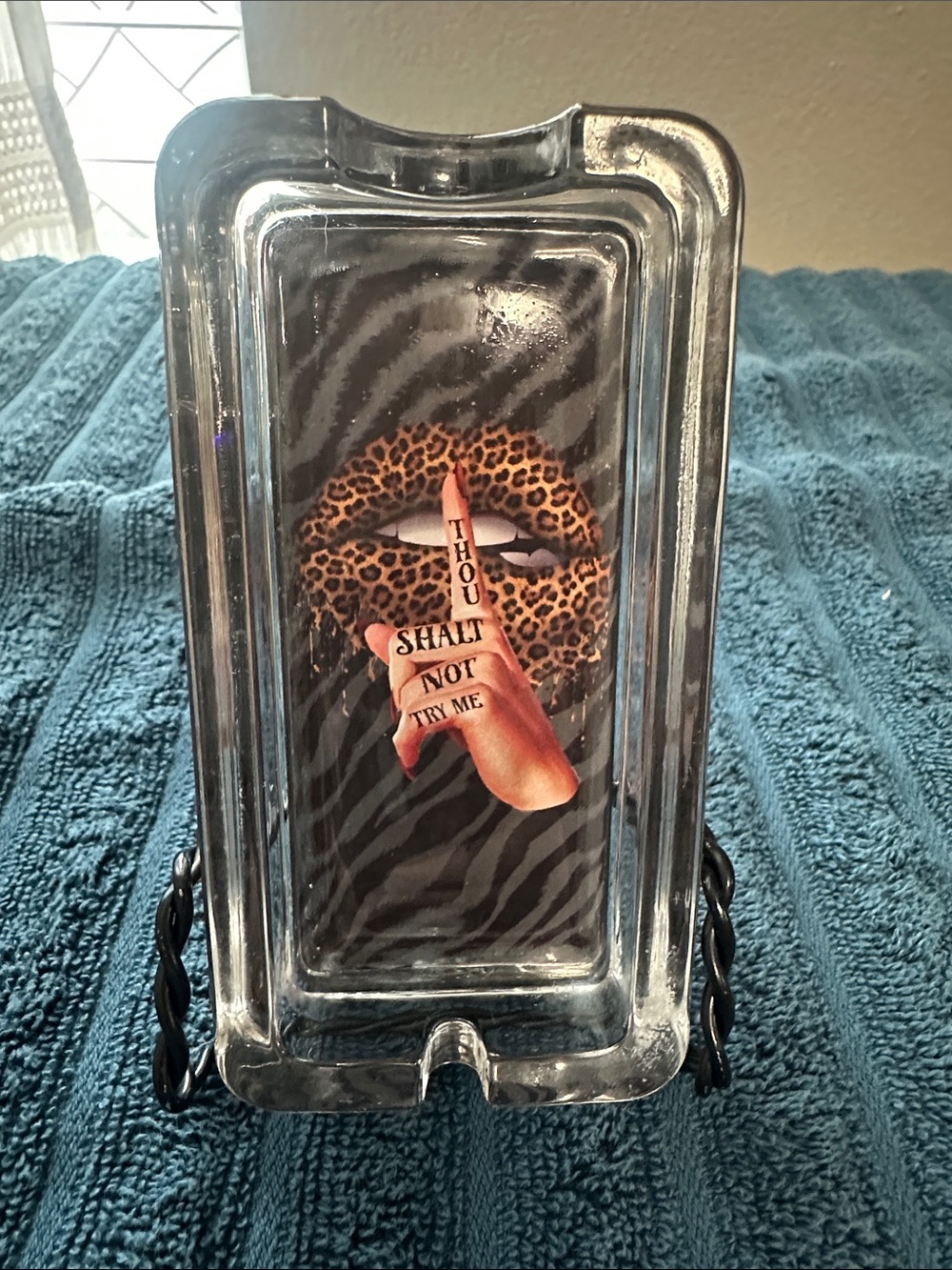 Graphic Leopard Lips Decorative Glass Ashtray that lights up. NWT